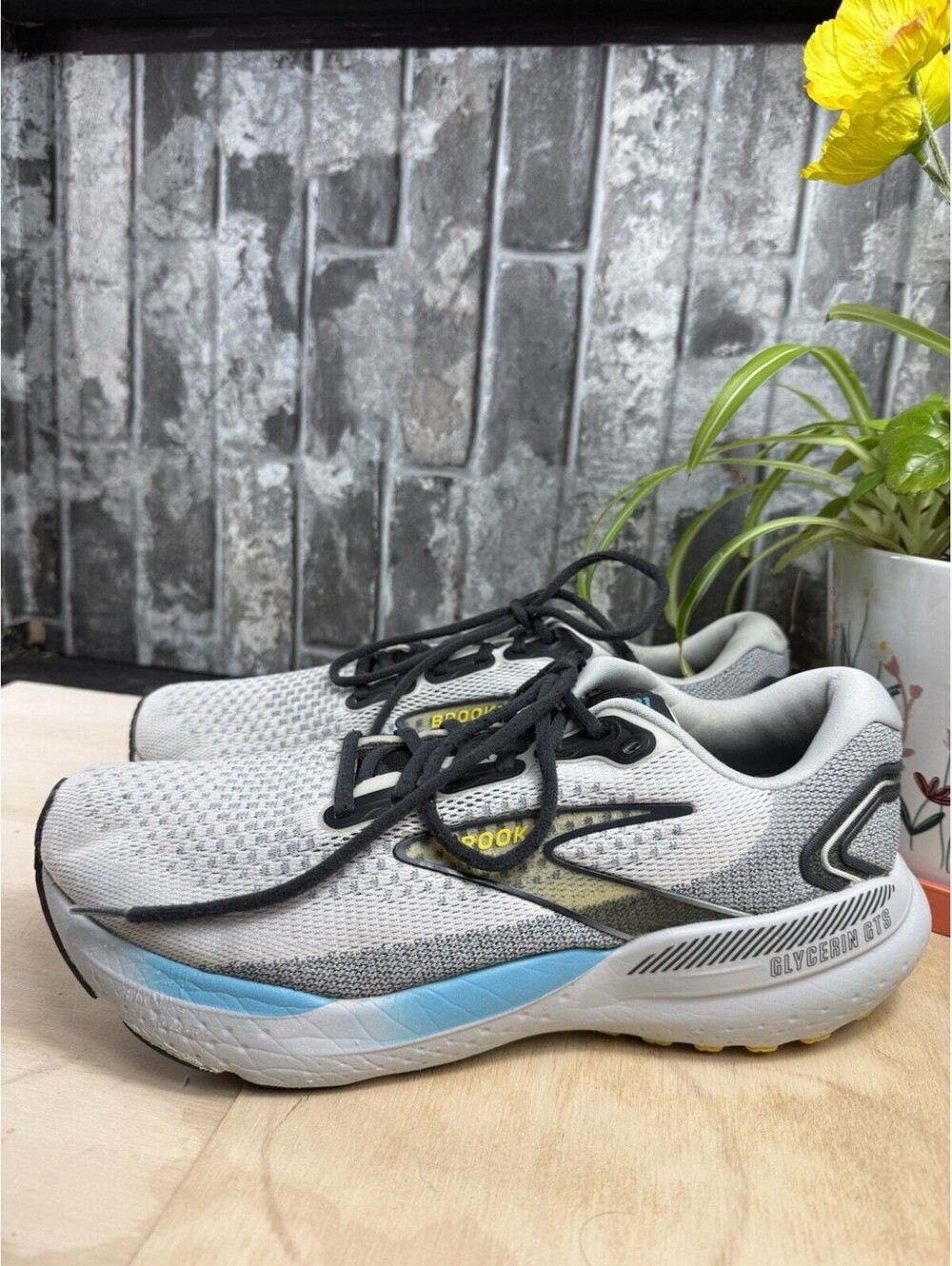 Brooks Glycerin GTS 21 Men’s Size 10.5 – Running Shoes